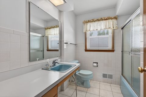 Tiny photo for 3507 Packard Parkway, Rockford, IL 61101 (MLS # 12592974)