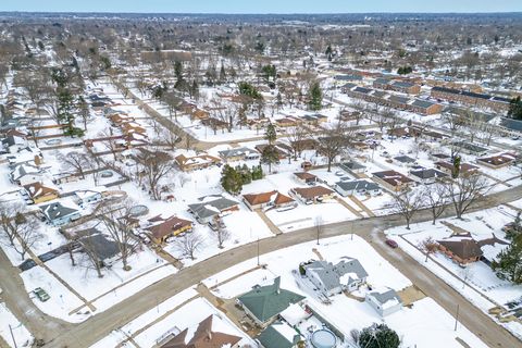 Tiny photo for 3507 Packard Parkway, Rockford, IL 61101 (MLS # 12592974)