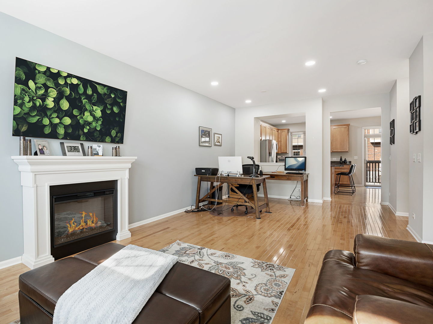 27W711 N Meadowview Drive