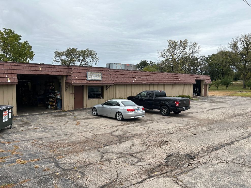 41W584 US HIGHWAY 20