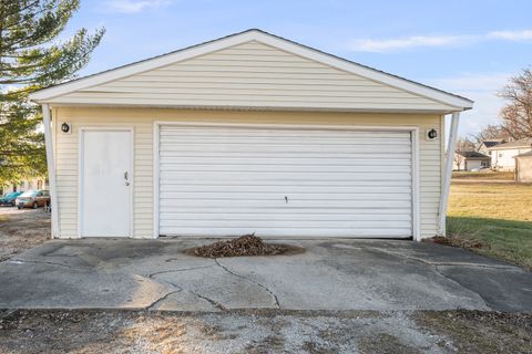 Tiny photo for 136 W Mill Street, Kewanee, IL 61443 (MLS # 12549275)