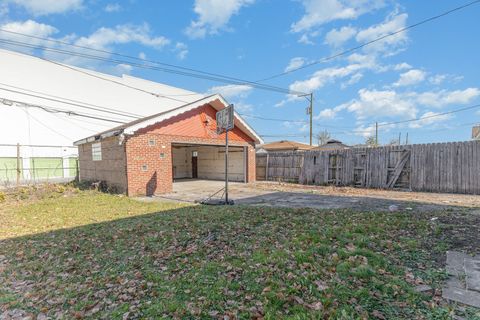 Tiny photo for 4852 W HIRSCH Street, Chicago, IL 60651 (MLS # 12524435)