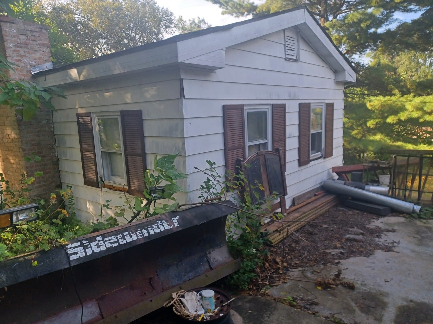 8014 E Maplewood Drive