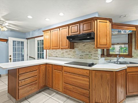 Tiny photo for 6444 Abraham Drive, Rockford, IL 61109 (MLS # 12508364)