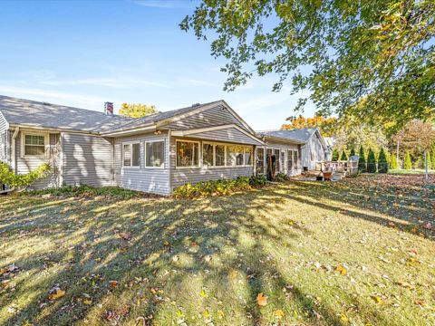 Tiny photo for 6444 Abraham Drive, Rockford, IL 61109 (MLS # 12508364)