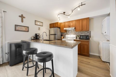 Tiny photo for 134 Bright Oaks Circle #134, Cary, IL 60013 (MLS # 12593282)