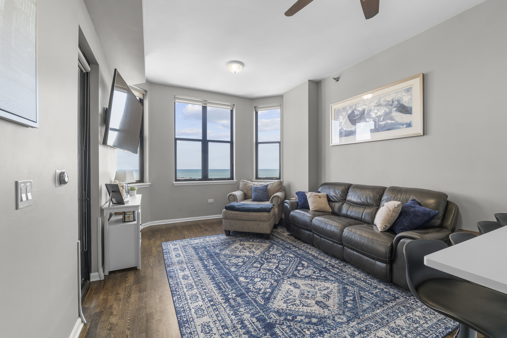 1464 S MICHIGAN Avenue 2103
