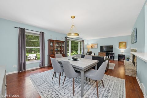 Tiny photo for 1301 Little John Drive, Elgin, IL 60120 (MLS # 12463590)