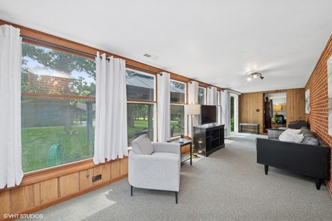 Tiny photo for 1301 Little John Drive, Elgin, IL 60120 (MLS # 12463590)