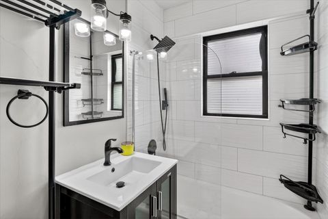 Tiny photo for 4880 N Marine Drive #716, Chicago, IL 60640 (MLS # 12565168)