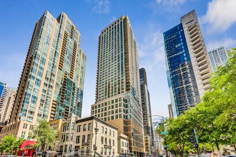 Tiny photo for 2 E Erie Street #2802, Chicago, IL 60611 (MLS # 12578230)