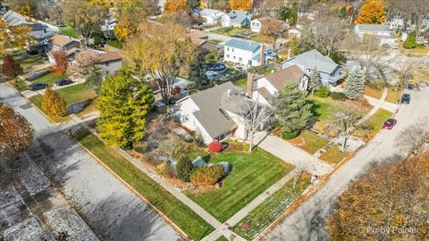 Tiny photo for 900 Sarasota Lane, Crystal Lake, IL 60014 (MLS # 12519128)