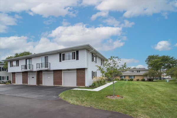204 SHATTUCK CT APT 204, SCHAUMBURG, IL 60194 - Image 754aaa491a6a6f2ff32ee2736c5fd65a/1624111149