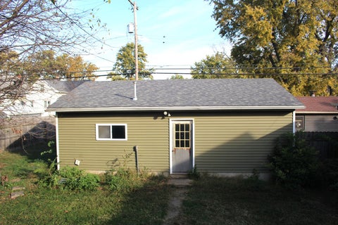 Tiny photo for 419 W Jefferson Street, Clinton, IL 61727 (MLS # 12764993)