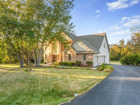 Photo of 12486 Whispering Winds Drive, Roscoe, IL 61073 (MLS # 12490379)