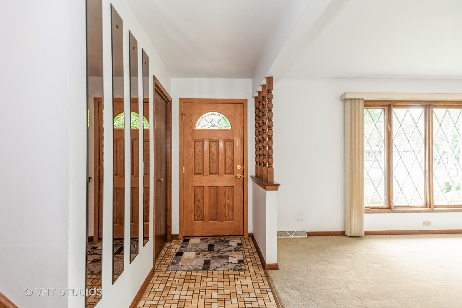 2976 Hillside Lane