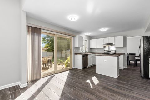 Tiny photo for 400 Callery Drive, Bolingbrook, IL 60490 (MLS # 12497904)