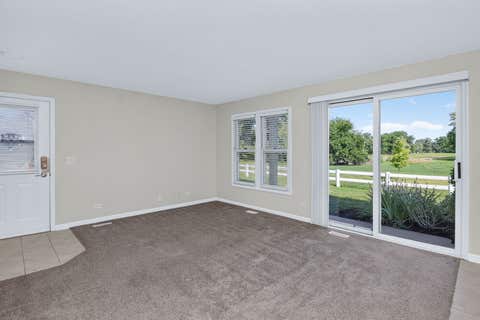 Tiny photo for 181 Inverness Court #1, Elk Grove Village, IL 60007 (MLS # 12696938)