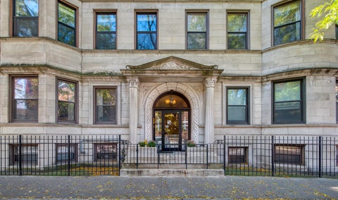 Photo of 3842 N Sheffield Avenue #303, Chicago, IL 60613 (MLS # 12670751)