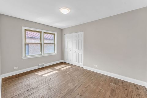 Tiny photo for 10026 S Spaulding Avenue, Evergreen Park, IL 60805 (MLS # 12526637)