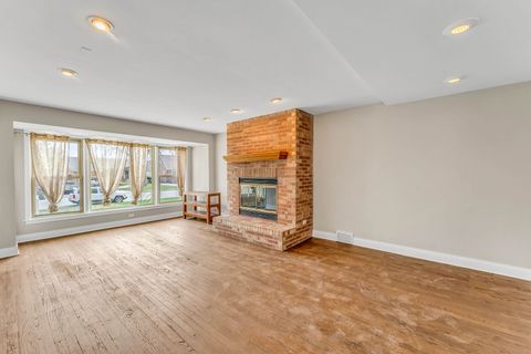 Tiny photo for 10026 S Spaulding Avenue, Evergreen Park, IL 60805 (MLS # 12526637)