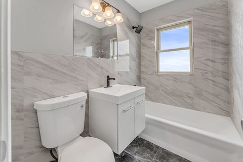 Tiny photo for 10026 S Spaulding Avenue, Evergreen Park, IL 60805 (MLS # 12526637)