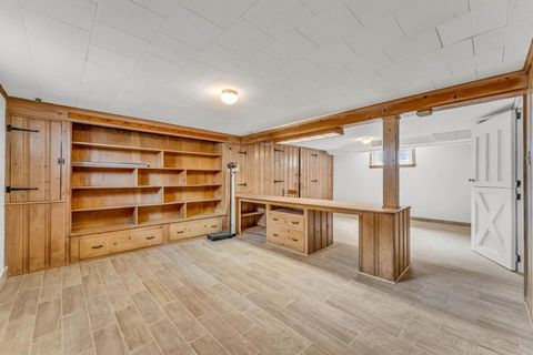 Tiny photo for 10026 S Spaulding Avenue, Evergreen Park, IL 60805 (MLS # 12526637)