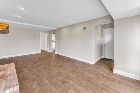 Tiny photo for 10026 S Spaulding Avenue, Evergreen Park, IL 60805 (MLS # 12526637)