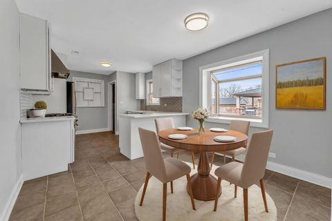 Tiny photo for 10026 S Spaulding Avenue, Evergreen Park, IL 60805 (MLS # 12526637)