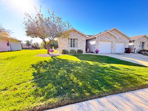 Tiny photo for 216 S Mcguire Drive, Manteno, IL 60950 (MLS # 12521757)