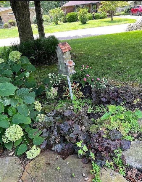 Tiny photo for 44 Marberry Drive, Metropolis, IL 62960 (MLS # 12654009)
