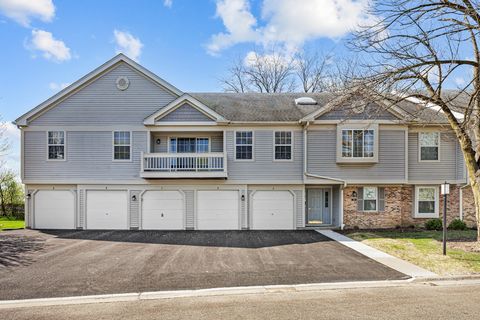 Photo of 1214 Ballantrae Place #C, Mundelein, IL 60060 (MLS # 12630028)
