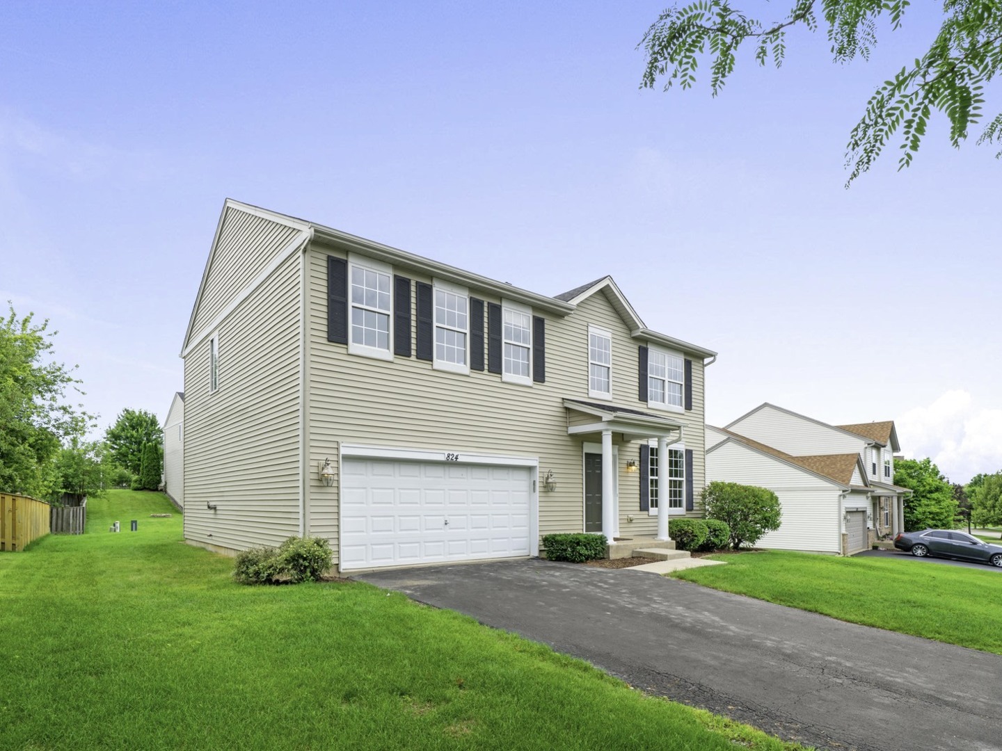 824 Briarcliff Drive