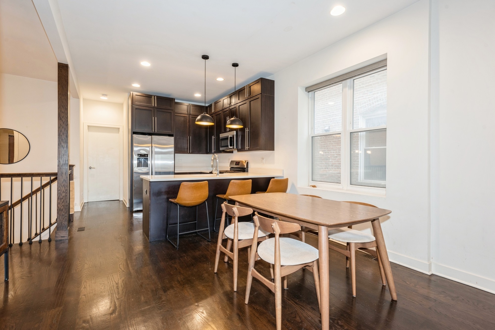 2322 W AUGUSTA Boulevard 1A