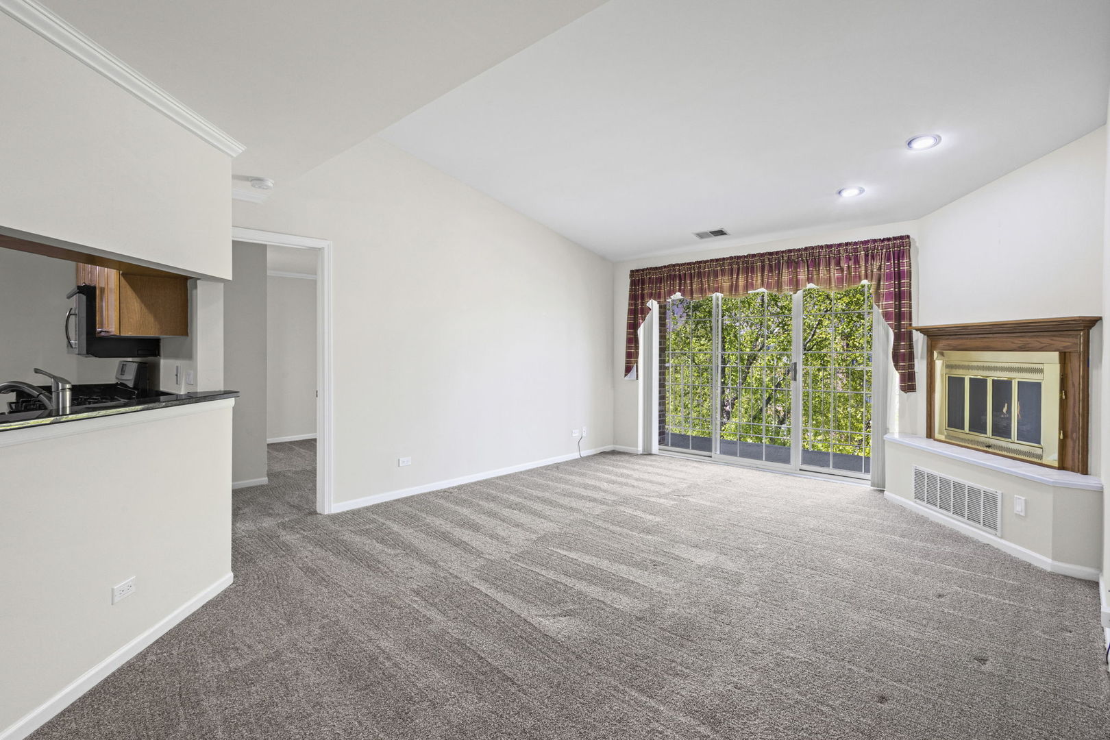 540 Biesterfield Road B314