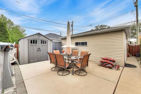 Tiny photo for 5038 N Rutherford Avenue, Chicago, IL 60656 (MLS # 12630748)