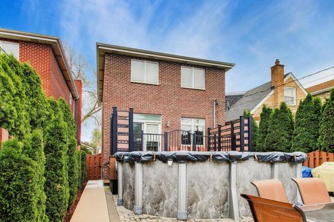 Tiny photo for 5038 N Rutherford Avenue, Chicago, IL 60656 (MLS # 12630748)