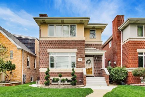 Photo of 5038 N Rutherford Avenue, Chicago, IL 60656 (MLS # 12630748)