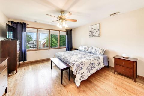 Tiny photo for 5038 N Rutherford Avenue, Chicago, IL 60656 (MLS # 12630748)