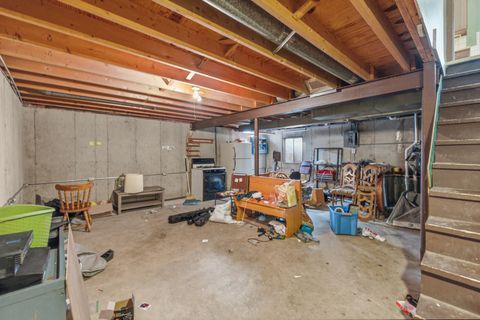 Tiny photo for 5 Canterbury Court, Streamwood, IL 60107 (MLS # 12500401)