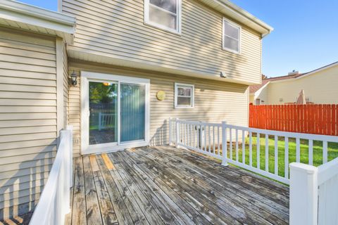 Tiny photo for 5 Canterbury Court, Streamwood, IL 60107 (MLS # 12500401)