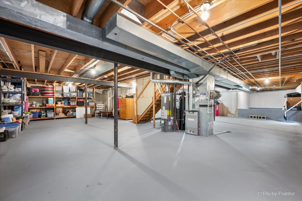 Woodstock, Illinois 60098, United States, 3 Bedrooms Bedrooms, ,3 BathroomsBathrooms,Residential,Active,233938