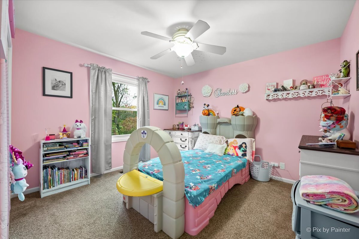 Woodstock, Illinois 60098, United States, 3 Bedrooms Bedrooms, ,3 BathroomsBathrooms,Residential,Active,233938