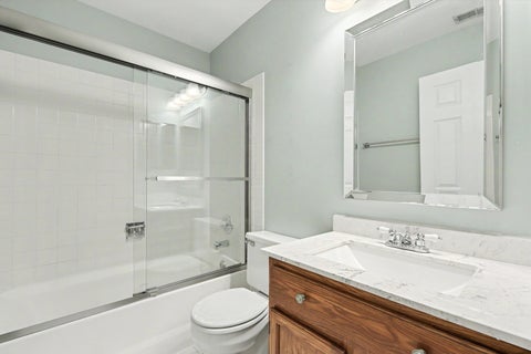 Tiny photo for 1604 Woodhaven Court #B, Mundelein, IL 60060 (MLS # 12540996)