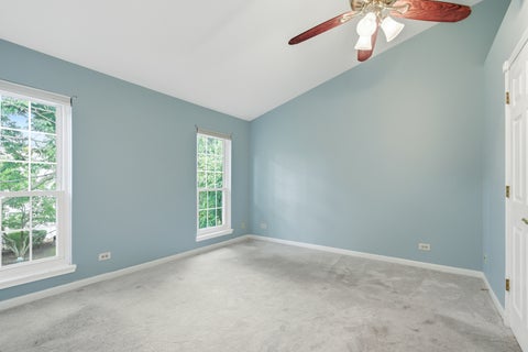 Tiny photo for 1604 Woodhaven Court #B, Mundelein, IL 60060 (MLS # 12540996)