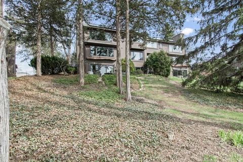 Tiny photo for 312 Woodview Road, Lake Barrington, IL 60010 (MLS # 12607468)