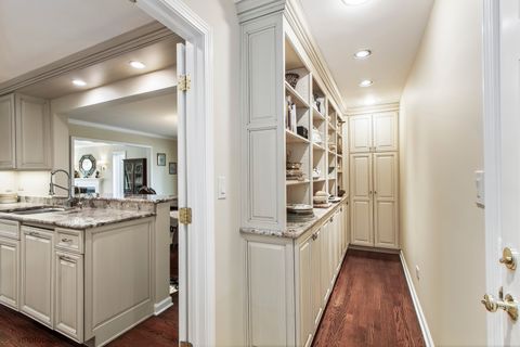 Tiny photo for 312 Woodview Road, Lake Barrington, IL 60010 (MLS # 12607468)