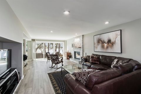 Tiny photo for 312 Woodview Road, Lake Barrington, IL 60010 (MLS # 12607468)