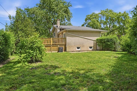 Tiny photo for 2524 Allison Court, Glenview, IL 60025 (MLS # 12713694)