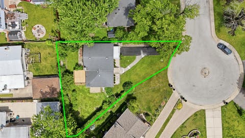 Tiny photo for 2524 Allison Court, Glenview, IL 60025 (MLS # 12713694)